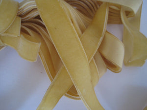 Vintage 50s Maize yellow velvet ribbon narrow ribbon rayon velvet ribbon 5/8 inch Wide