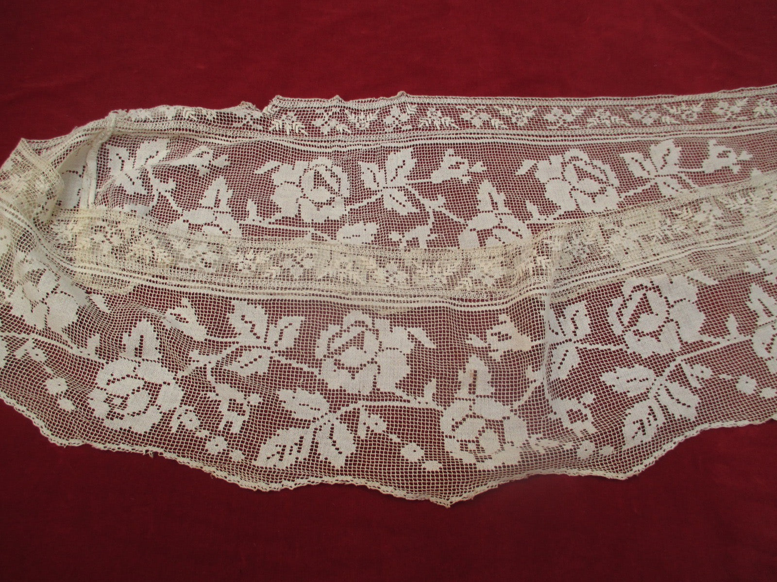 Antique Victorian Lace Petticoat Flounce