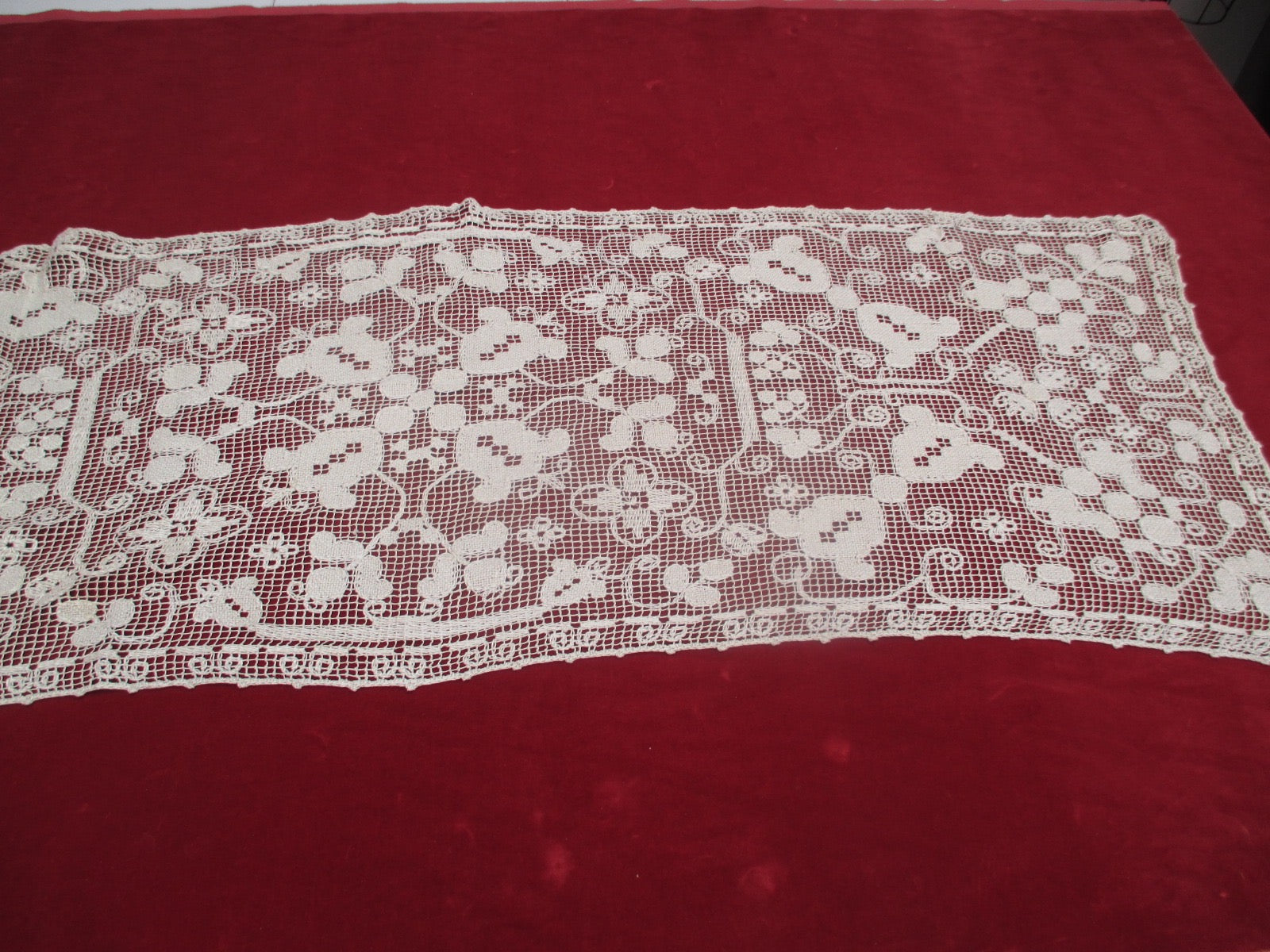 Antique Victorian Filet Lace Runner