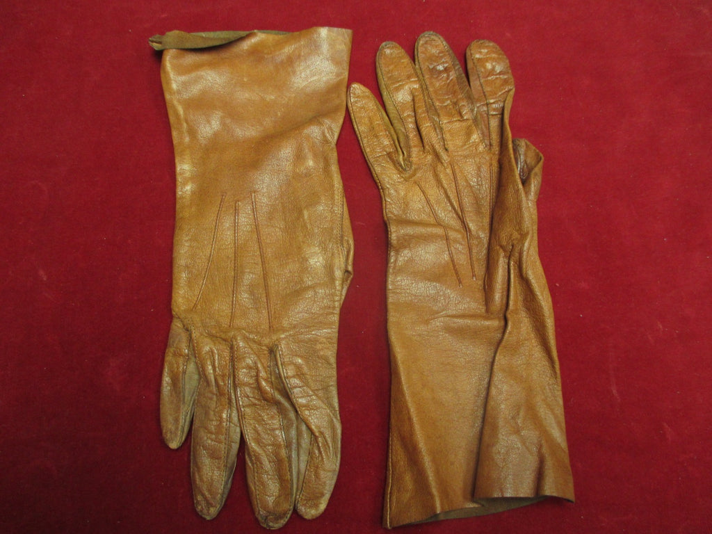 Vintage 1920s leather gloves