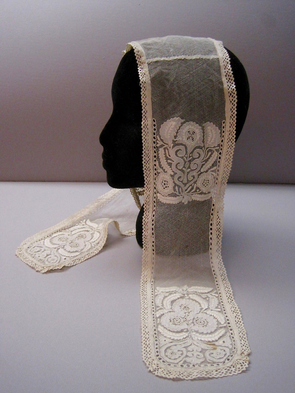 Antique Victorian 1860s Civil war era Ayrshire lace lappet cap