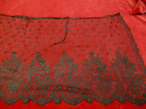 Antique Victorian Chantilly Lace Bonnet veil