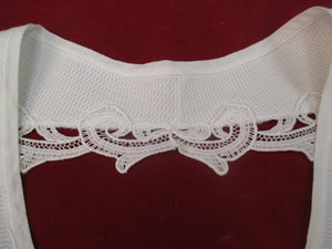 Vintage 20s lace trimmed Collar