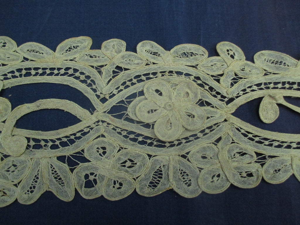 Antique Victorian Large Lace applique