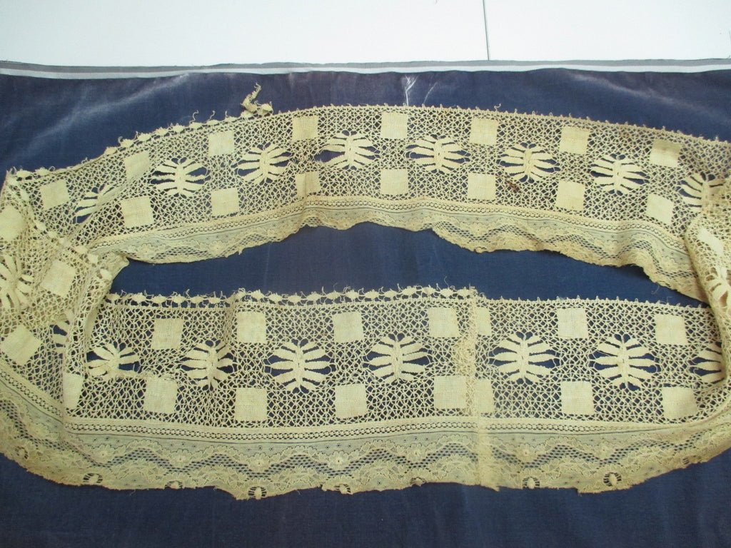Antique Victorian Lace Flounce