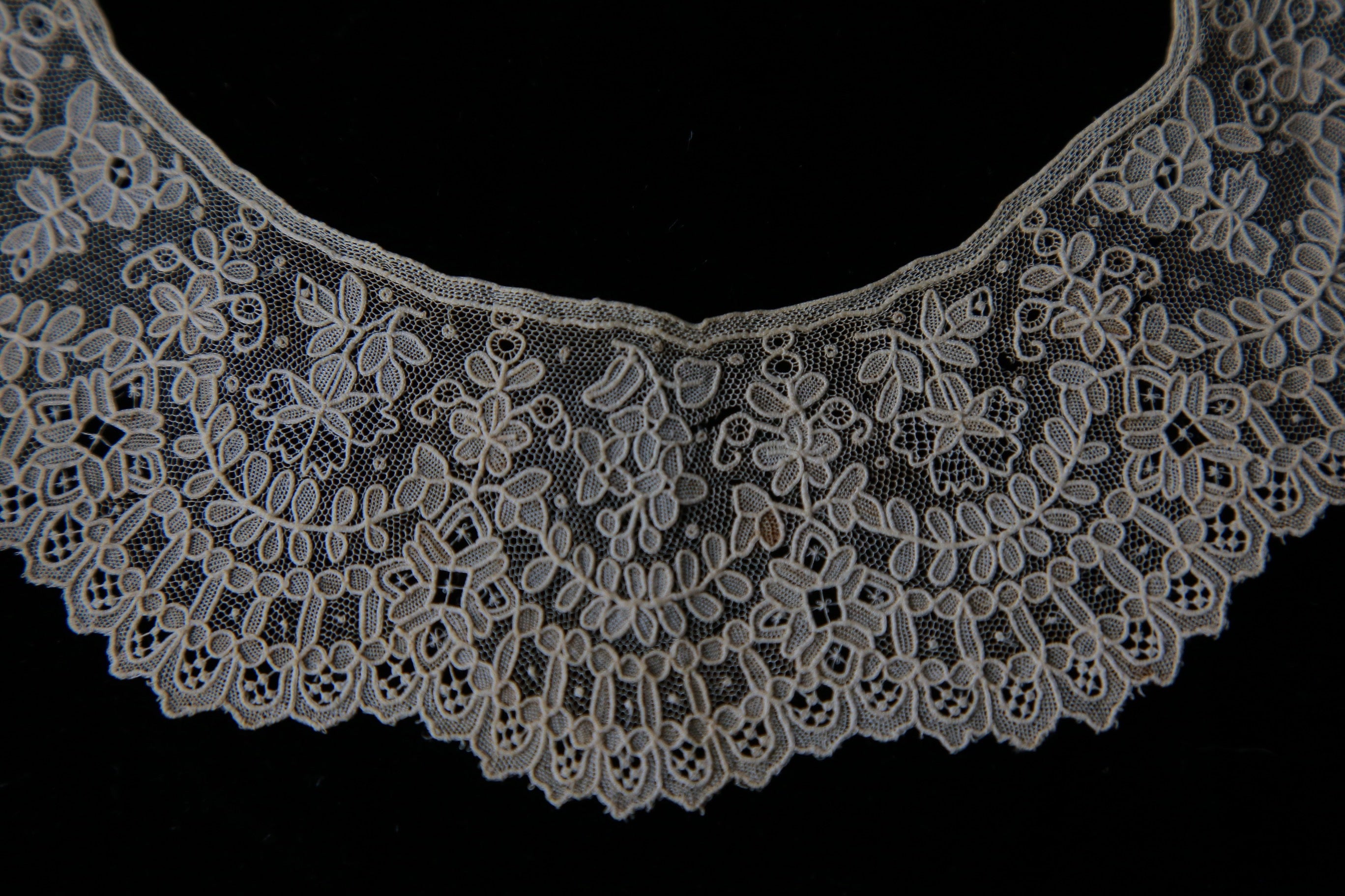 Early antique lace Point de Gaze collar 1800s handmade heirloom lace