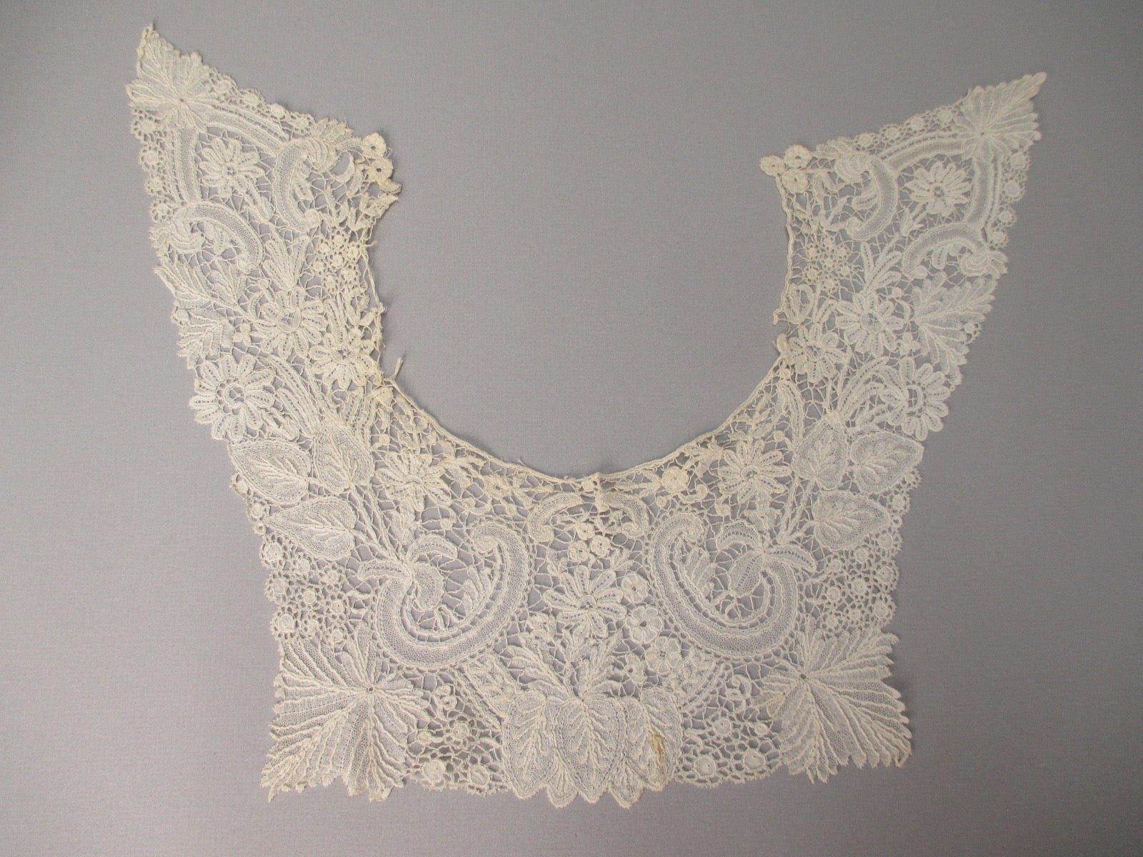 Antique Duchesse lace collar handmade Victorian