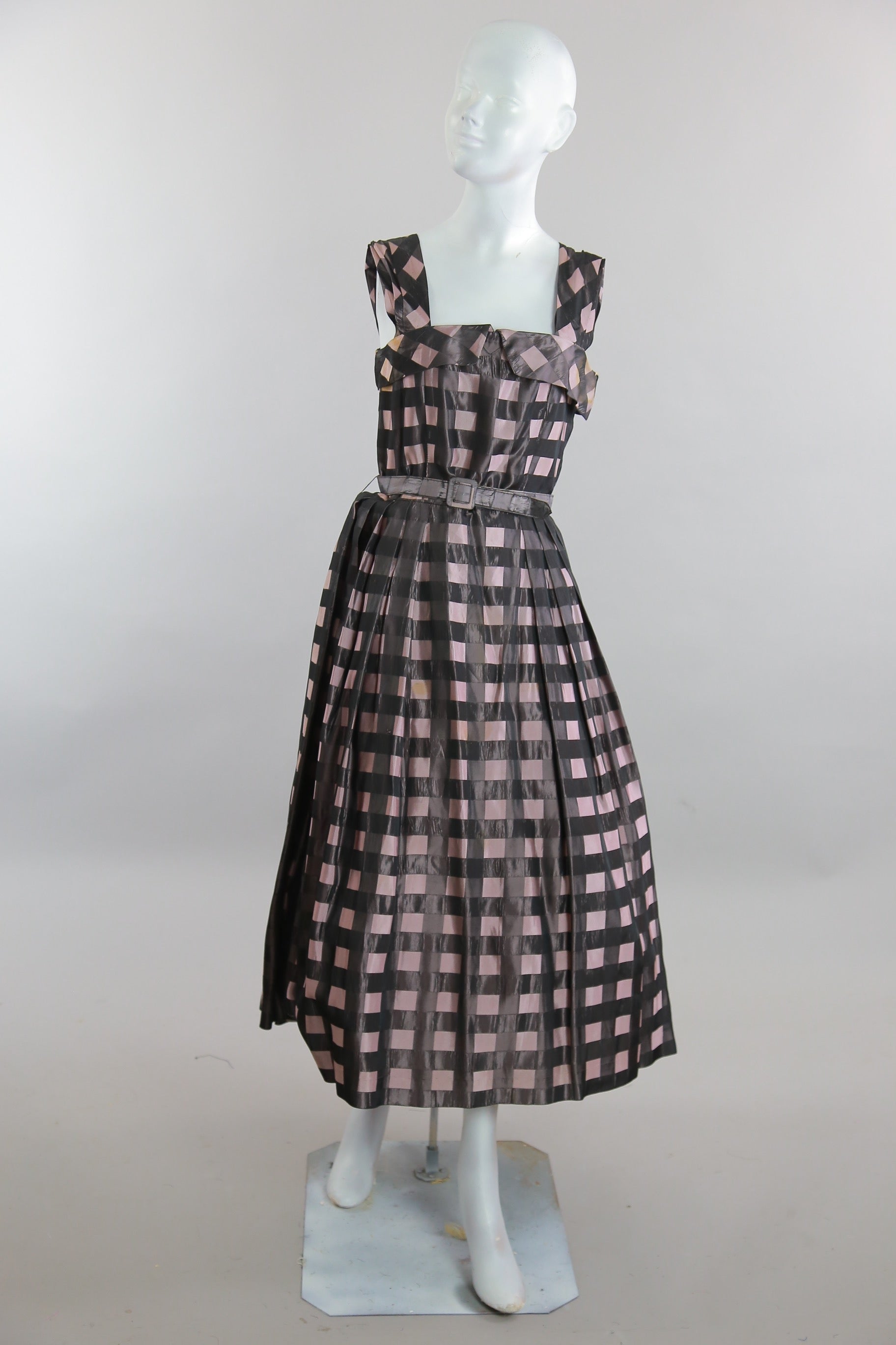 Vintage 50s 60s belted plaid pink black dress sundress swing dance rockabilly