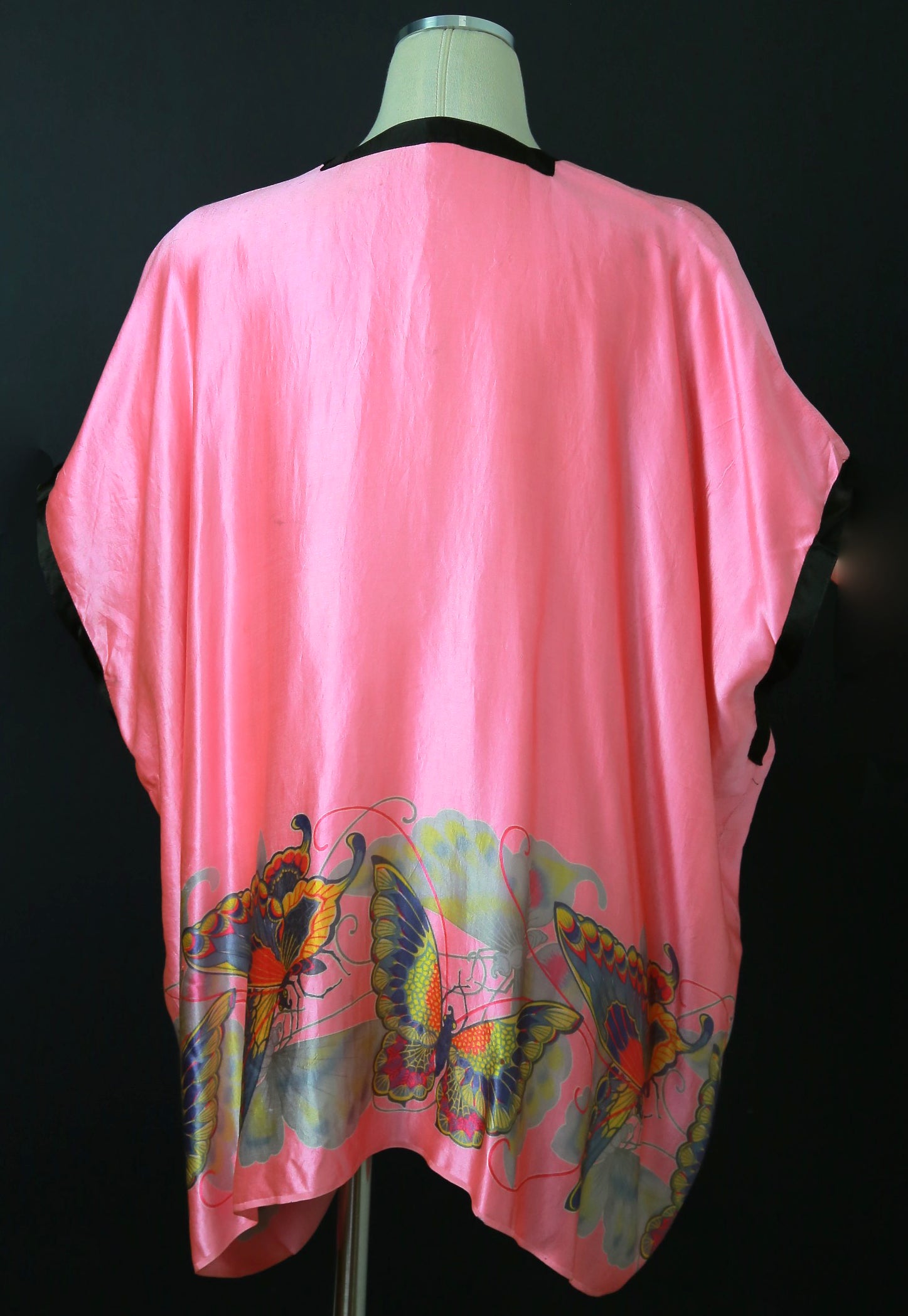 Vintage 20s silk kimono robe butterfly motif Atlantic City label