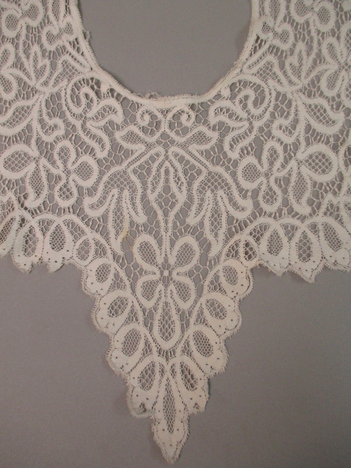 Antique Victorian Lace Bertha Collar