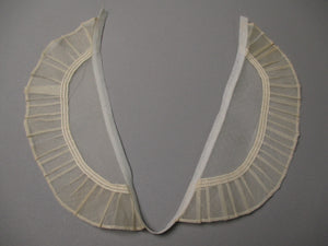 Vintage lace nylon pleated collar 1940s