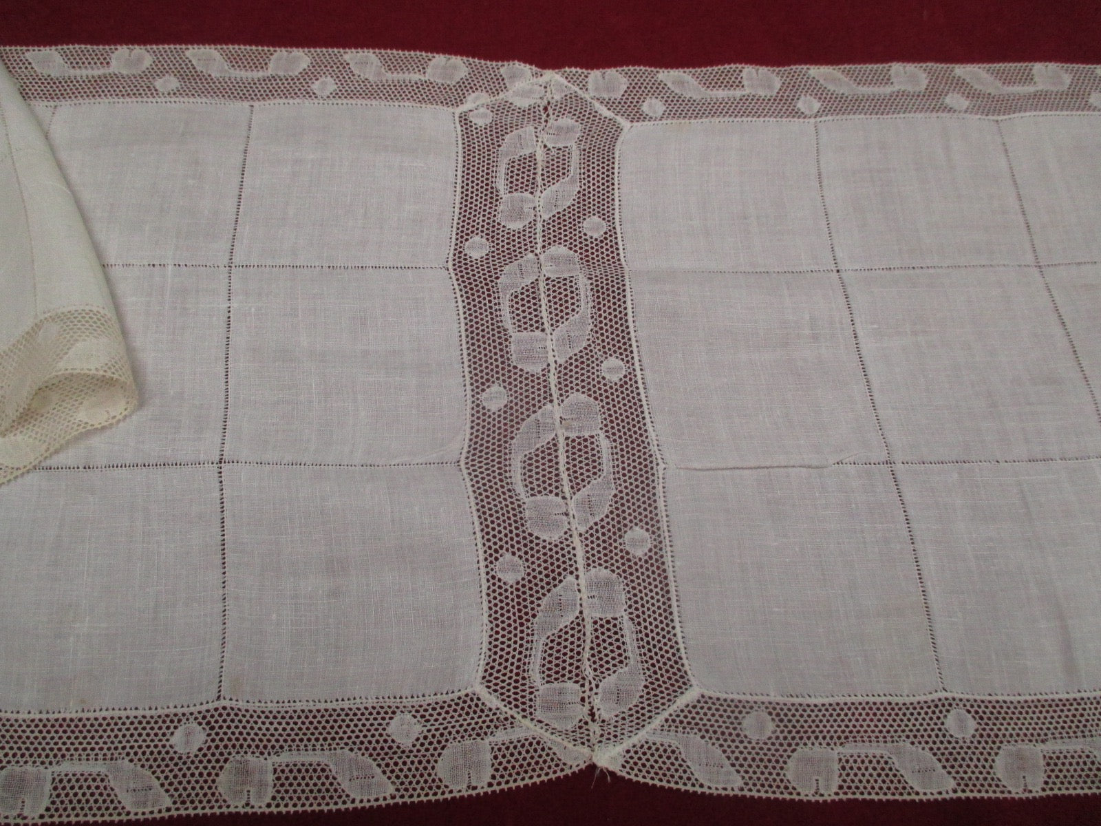 Antique Victorian Lace Runner
