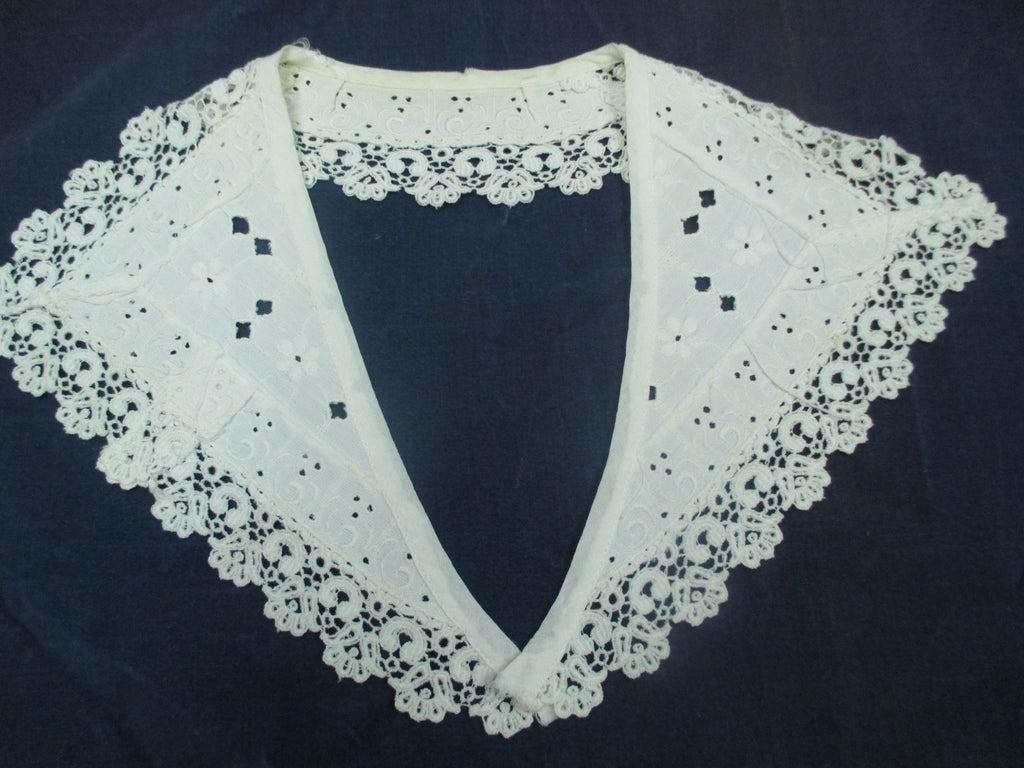 Antique Victorian Embroidered Collar