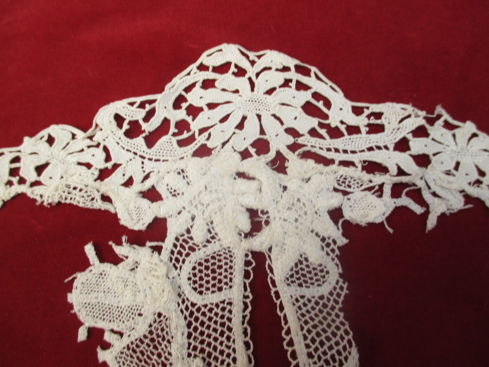 Antique Victorian Floral lace Applique