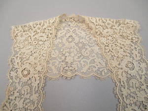 Antique Victorian Chemical lace collar