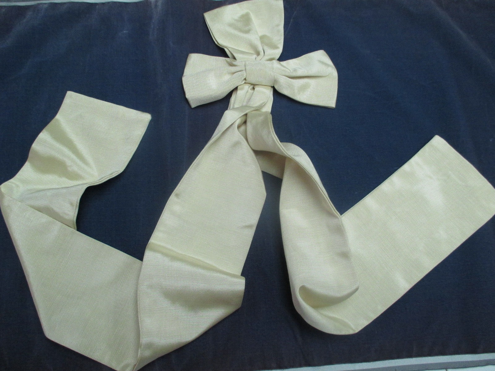 Vintage 1930s Silk Faille Ribbon bow