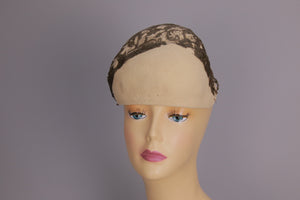 Vintage 40s tilt hat skull cap beige with lace