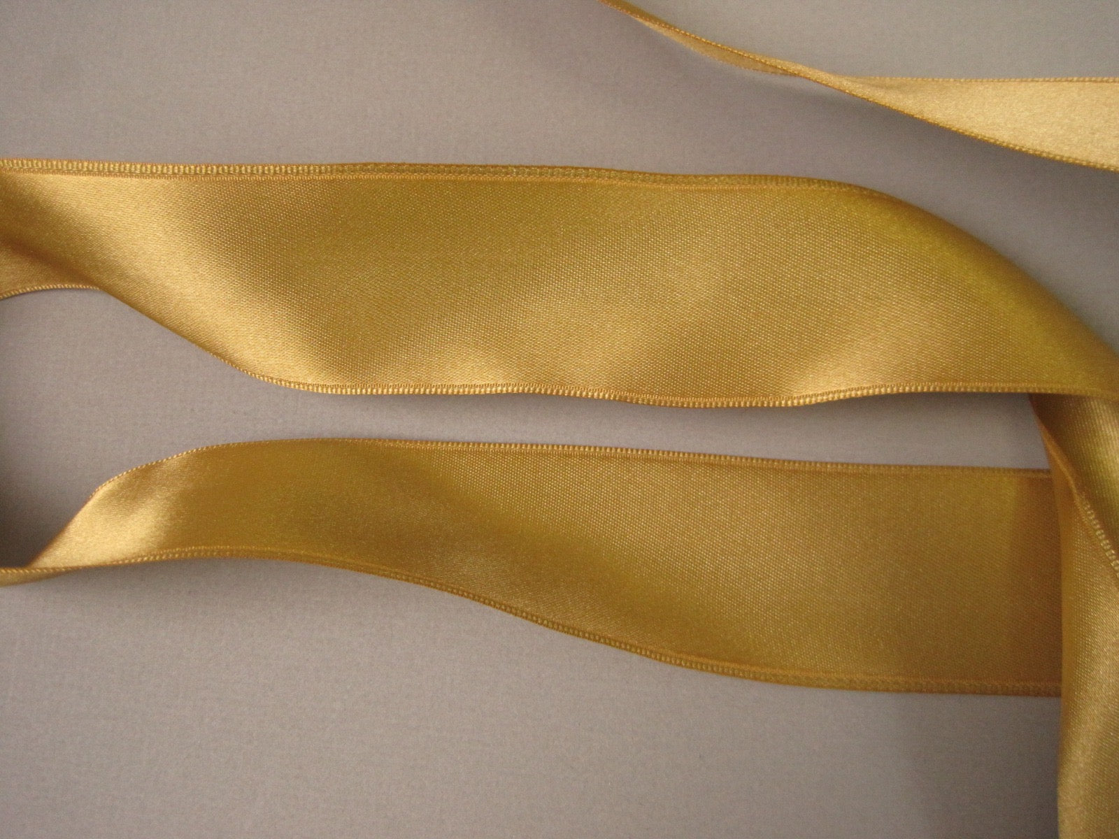 Vintage 60s gold metallic ribbon double sided satin rayon 1.5 inch wide