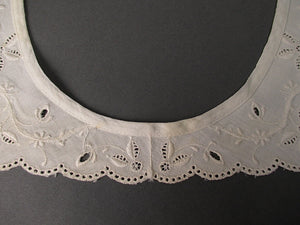 Antique Edwardian 1900s lace collar